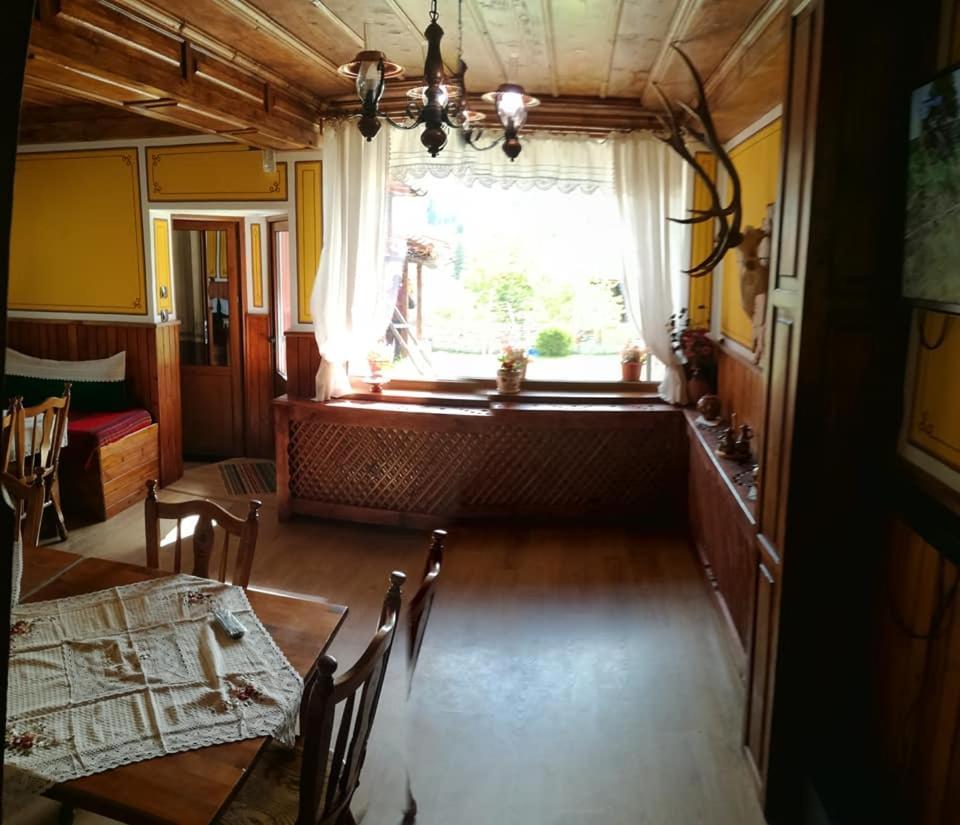 Hotel Радкината Къща Koprivshtitsa Esterno foto