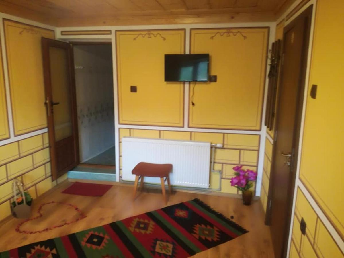 Hotel Радкината Къща Koprivshtitsa Esterno foto