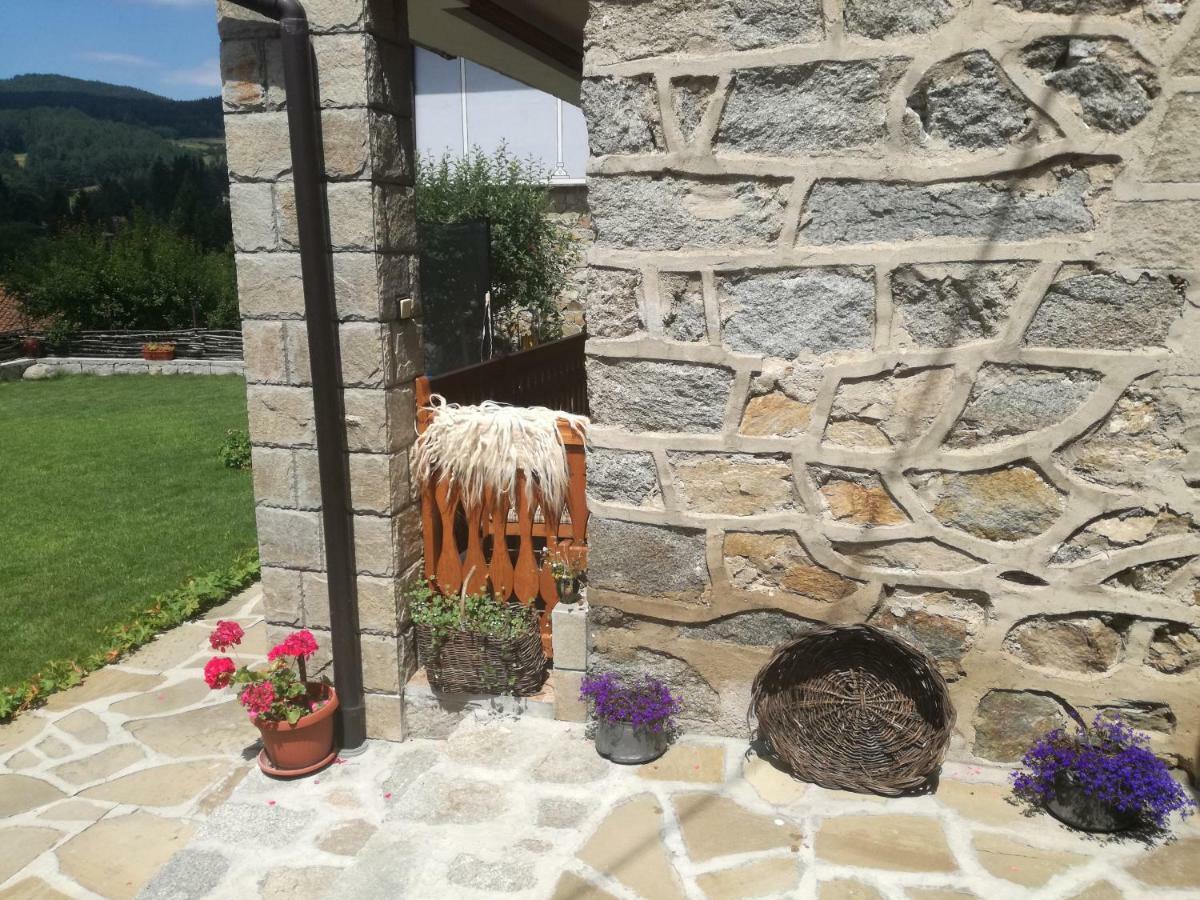 Hotel Радкината Къща Koprivshtitsa Esterno foto