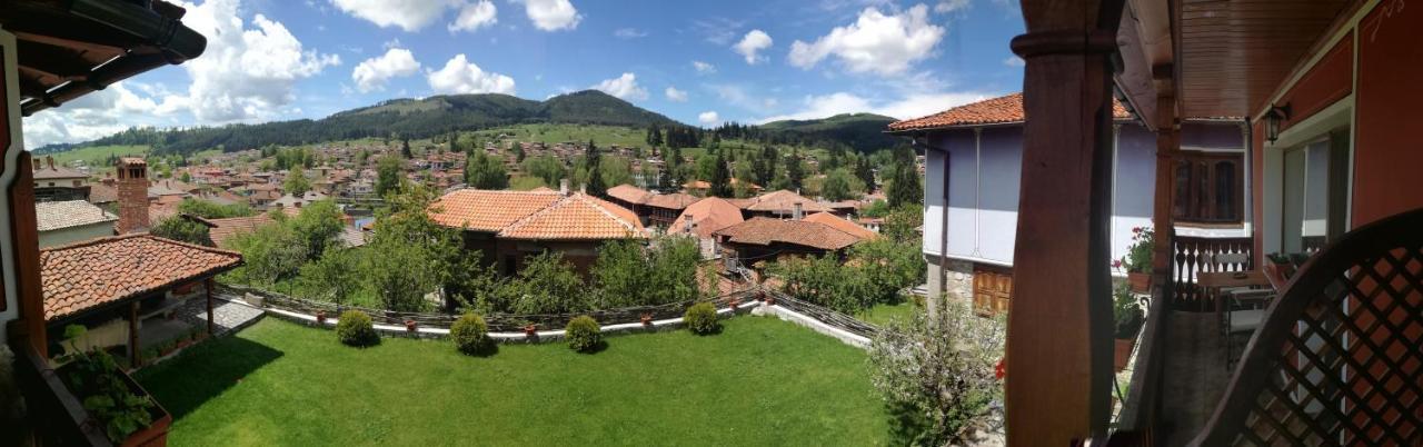 Hotel Радкината Къща Koprivshtitsa Esterno foto